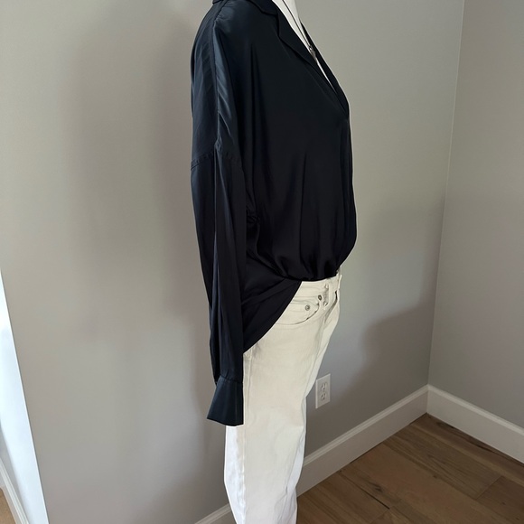 Zadig and Voltaire midnight navy blouse. - Picture 4 of 11